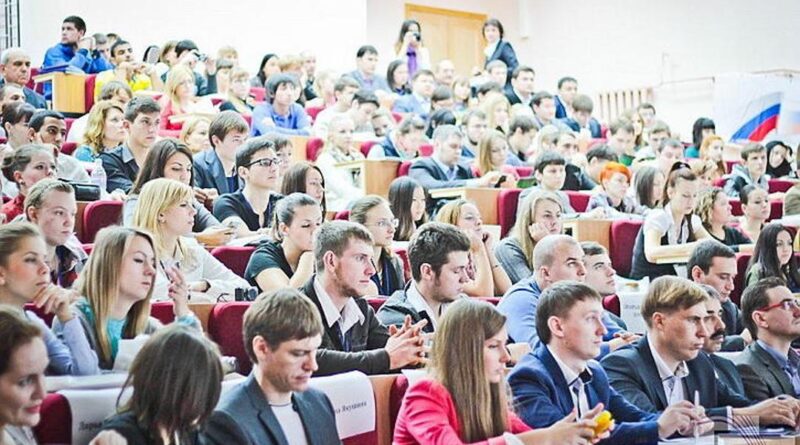 студенты Казахстана